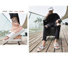 将图片加载到图库查看器,Men Slippers Unisex Bathroom Home Slides Male Couple Beach Sandals Fashion House Shoes Non-slip Flip Flops Mens Bathroom Pool Non-Slip Quick Drying Fashion Slippers