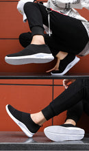 Load image into Gallery viewer, Mens Light Running Shoes Jogging Breathable Sneakers Slip Casual Couple Shoes Outdoor Walking Footwear Non-Slip Running Mesh Workout Casual Sports Shoes