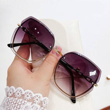 Load image into Gallery viewer, Metal Trimming Oversized Rhinestones Gradient Sun Glasses