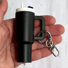 将图片加载到图库查看器,Mini Water Bottle Keychain - Street Style, Plastic Material