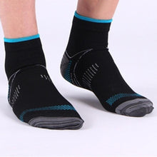 Load image into Gallery viewer, Modern Men and Women New Plantar Fascia Compression Socks Sweat-Absorbent Breathable Sweats Sports Gym Pressure Socks