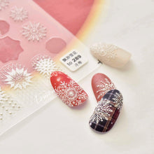 将图片加载到图库查看器,New Craft Nail Stickers Japanese 5d Nails Sticker Three-dimensional Snowflake Nail art Stickers Decals Decoration Decals Snowflakes Elk Bear Christmas Xmas Stickers Snowflakes Nail Water Decals Christmas White Snow Transfer Sticker Decoration Slider