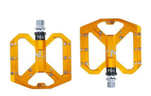 Load image into Gallery viewer, New Mountain Non-Slip Bike Pedals Platform Bicycle Flat Alloy Pedals 9/16 3 Bearings For Road Bikes Mountain Bike Pedals Flat Bicycle Pedals 9/16 Lightweight Road Bike Pedals Carbon Fiber Sealed Bearing Flat Pedals
