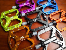 Load image into Gallery viewer, New Mountain Non-Slip Bike Pedals Platform Bicycle Flat Alloy Pedals 9/16 3 Bearings For Road Bikes Mountain Bike Pedals Flat Bicycle Pedals 9/16 Lightweight Road Bike Pedals Carbon Fiber Sealed Bearing Flat Pedals