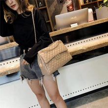Load image into Gallery viewer, Women Pu Leather Shoulder Bag Fashionable Designer Luxury Female Large Capacity Crossbody Bag