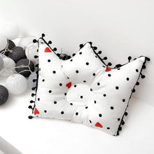 Load image into Gallery viewer, Newborn Baby Shaping Pillow Cute Crown Shape Backrest Cushion Anti-head Correction Bed Neck Support Pillows Baby Pillow Baby Bedding Air Mesh Organic Cotton Soft Baby Pillow Newborn Anti Flat Head Syndrome for Crib Cot Baby Pillow