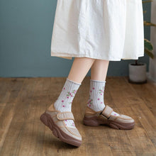 Load image into Gallery viewer, News Fashion Floral Print Women's Socks Harajuku Vintage Streetwear Crew Socks Kawaii Cute Cotton Long Sock Winter Warm Socks For Men And Women