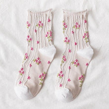 Load image into Gallery viewer, News Fashion Floral Print Women's Socks Harajuku Vintage Streetwear Crew Socks Kawaii Cute Cotton Long Sock Winter Warm Socks For Men And Women