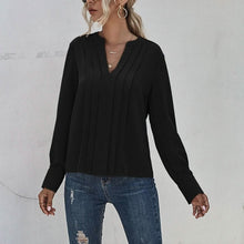 将图片加载到图库查看器,Notched Neck Pleated Decoration Blouse