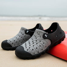 将图片加载到图库查看器,Outdoor Men Sandals Summer Hole Shoes Rubber Clogs Men Garden Shoes Black Beach Sandals Slippers Breathable Lightweight Sandals Unisex Beach Quick Drying Sandals Couple Outdoor Slippers