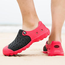 将图片加载到图库查看器,Outdoor Men Sandals Summer Hole Shoes Rubber Clogs Men Garden Shoes Black Beach Sandals Slippers Breathable Lightweight Sandals Unisex Beach Quick Drying Sandals Couple Outdoor Slippers