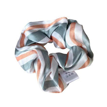 将图片加载到图库查看器,Oversized Scrunchies For Women Solid Headband Silk Rubber Bands Satin Elastic Ties Hair Accessories Ponytail Holder Accessories for Women Girls