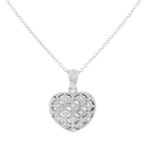 将图片加载到图库查看器,Patterned Heart Locket Pendant Necklace