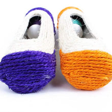 Load image into Gallery viewer, Pet Cat Rolling Sisal Scratching Post Trapped With 3 Ball Training Novely Toy