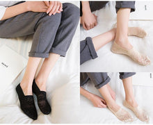 Load image into Gallery viewer, 5 Pairs Fashion Women Girls Summer Socks 7 Color Style Lace Flower Short Sock Antiskid Invisible Ankle Socks For Women