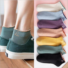 Load image into Gallery viewer, 5 Pairs Fashion Unisex Cute Cartoon face Patterned Long Socks Soft Breathable Cotton Material Sport Summer Warm Winter Funny Harajuku Socks For Men And Women