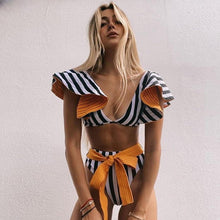 将图片加载到图库查看器,Two-Pieces Women Floral Push-Up Padded Bra Ruffles Bikini Set Swimsuit Swimwear Bathing Suit Beachwear Floral Printed Swimsuit Knotted String Triangle Bikini Tie Side High Cut Cheeky Bikini Set