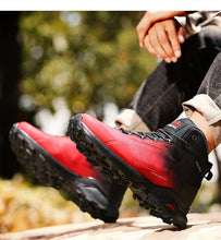 Load image into Gallery viewer, Men's Warm Boots Plush Snow Boots Outdoor Non-Slip Hiking Boots High Top Waterproof Sports Men's Winter Boots Snow Boots Warm Lined Non Slip Leather Shoes