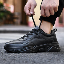 Load image into Gallery viewer, Fashion Men's Sneakers Winter Plush Casual Shoes Trainers Lightweight Vulcanize Walking Sneakers Warm Anti-Slip Soft Sole Warm Fur Lined Winter Comfortable Sneakers