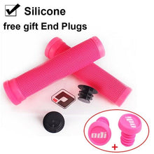 将图片加载到图库查看器,Silicone Bicycle Grips Road Bike Handlebar Grip With Rubber Handle Bar End Plug Bicycle Silicone Foam Grips Memory Foam Technology And Ergonomic Design Anti-Slip Shockproof And Weather Resistant Bicycle Handles