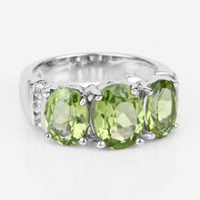 将图片加载到图库查看器,4.14 Carat Genuine Peridot and White Topaz .925 Sterling Silver Ring