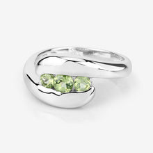 将图片加载到图库查看器,0.56 Carat Genuine Peridot .925 Sterling Silver Ring