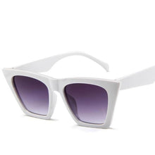 Load image into Gallery viewer, Retro Aviator Oversized Square Classic Alloy Frame glasses Sunglasses For Women/Men Luxury Glasses For Women Eyewear Women