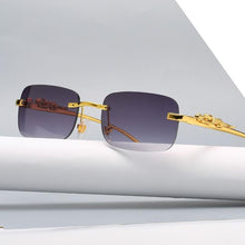 Load image into Gallery viewer, Simple Design Stylish Fashionable Sunglasses Vintage Square Shape Sunglasses For Women & Men New Luxury Design Popular Travel Driving Metal Frame Sun Glasses Anti Blue Light Summer Eyeglasses
