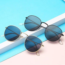 将图片加载到图库查看器,Simple Fashion Design Small Sunglasses For Women Round Shape Glasses For Men/Women Luxury Eyeglasses UV Protection Lightweight Driving Fishing Sports Mens Sunglasses