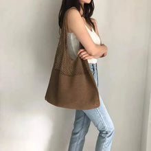 Load image into Gallery viewer, Simple Retro Hollow Crochet Bag