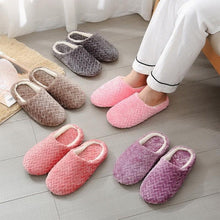 将图片加载到图库查看器,Simple Solid Soft Plush Slippers For Men And Women Winter Warm Indoor Non-slip Slippers Shoes Comfortable Memory Foam Slippers For Women's And Men's Casual House Shoes