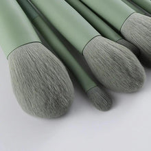 Load image into Gallery viewer, Sizzling 11/8pcs Natural Hair Green Makeup Brushes Foundation Powder Eyeshadow Eyebrow Brush Set Profesional Cosmetic Tool