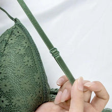 将图片加载到图库查看器,Stunning Hot Look Women's Lace Bra No Steel Ring Beauty Back comfor Wrapped Chest Comfortable Daisy Brassiere Stretch Triangle Cup Padded Underwear 1/2Pcs