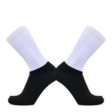 Load image into Gallery viewer, Stylish Summer Breathable Cycling Socks For Men Anti Slip Seamless Sports Cycling Socks For Men Modern Design Running Sports Socks