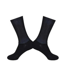 Load image into Gallery viewer, Stylish Summer Breathable Cycling Socks For Men Anti Slip Seamless Sports Cycling Socks For Men Modern Design Running Sports Socks
