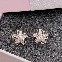 将图片加载到图库查看器,Stylish Zirconia Petal Flower Stud Earrings