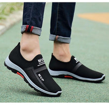Load image into Gallery viewer, Summer Mesh Men's Sneakers Lightweight Men Shoes Tenis Walking Breathable Slip On Espadrilles Men Breathable Autumn Summer Mesh Shoes Sneakers Fashionable Design Espadrilles