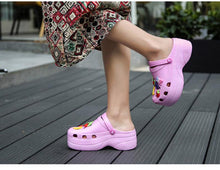 Load image into Gallery viewer, Summer Women Clogs Platform Garden Sandals Fruit Slippers Slip On Beach Shoes Fashion Slides Platform Clogs Beach Sandals Slippers For Women