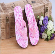 Load image into Gallery viewer, Summer Women Flip Flops Shoes Sandals Camouflage Outdoor Beach Shoes Slippers Daily Wear Casual Slippers Comfort Thong Style Flip Flops Sandals For Women With Arch Support For Comfortable Walk
