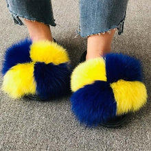 Load image into Gallery viewer, Summer Women Fox Fur Slippers Indoor Slides Fashion Flip Flops Casual Sandals Furry Fluffy Plush Slides Lightweight House Slippers Fluffy Sandals Outdoor Indoor Women Shoes