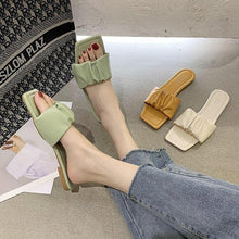 Load image into Gallery viewer, Summer Women Sandals Slippers Pleated Flip Flop Casual Beach Square Open Toe Shoes Outdoor Slippers Open Toe Flat Sandals Slip On Slide Sandals Strap Flat Sandals