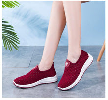 将图片加载到图库查看器,Summer Womens Shoes Breathable Mesh Sneakers Slip On Flats Espadrilles Fashion Trainers Women Comfortable Pink Couple Shoes Outdoor Walking Footwear Shoes