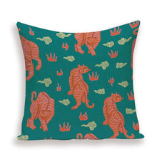 将图片加载到图库查看器,Tiger Cushion Case Autumn Jungle Home Decor Pillows Cases Leopard Printed Animal Throw Pillow Covers Decorative Pillowcase Soft Cushion Covers For Bedroom Sofa Bed Linen Pillow Covers 45X45CM