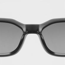 将图片加载到图库查看器,Trendy Sunglasses for Women Men Model Design Sunglasses For Women New Branded Designer Glasses For Women/Men New Retro Eyewear for Women