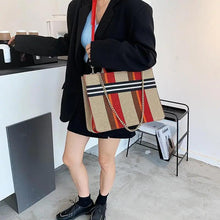 Load image into Gallery viewer, Vintage Style Canvas Handbags Casual Ladies Bags With Large Capacity Shoulder Bags Fashionable Crossbody Bags for Women