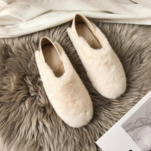 将图片加载到图库查看器,Warm Fur Loafers Women Winter Shoes Indoor Furry Flats Round Toe Fluffy House Warm Wool Slippers Memory Foam Anti-Skid Sole House Shoes Indoor Outdoor Slippers