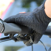 Load image into Gallery viewer, Warm Winter Touch Screen Gloves For Men Women Classic Stylish Colors Windproof Unisex Gloves