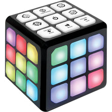 Load image into Gallery viewer, Winning Fingers Flashing Cube Electronic Memory and Brain Toy