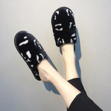 将图片加载到图库查看器,Winter Cotton Slippers Women Leopard Shoes Fashion Fur Slides For Home Comfort Warm Womens Slippers Non-slip Fuzzy House Memory Foam Slippers Furry Fur Lined Bedroom Slippers