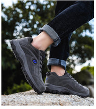 将图片加载到图库查看器,Winter Couple Outdoor Hiking Shoes Winter Warm Men's Shoe Lightweight Non-Slip Sneakers Low Top Walking Shoes For Outdoor Trailing Walking Climbing Running Shoes For Cold Weather
